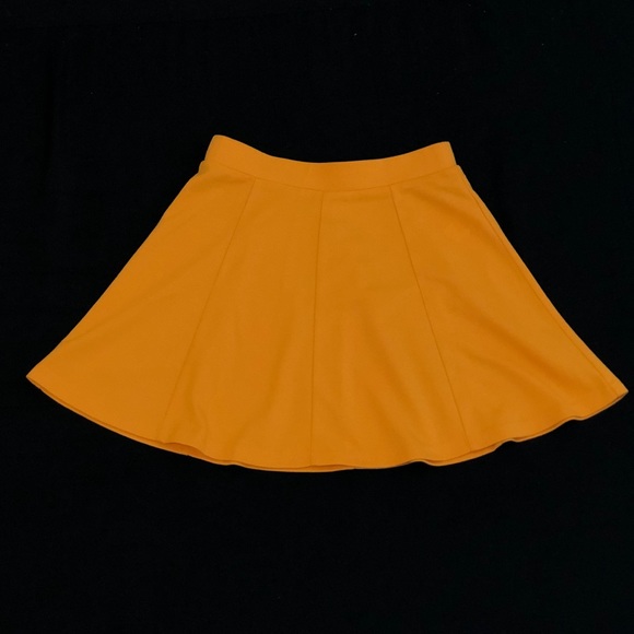 Mini skirt - Picture 1 of 4